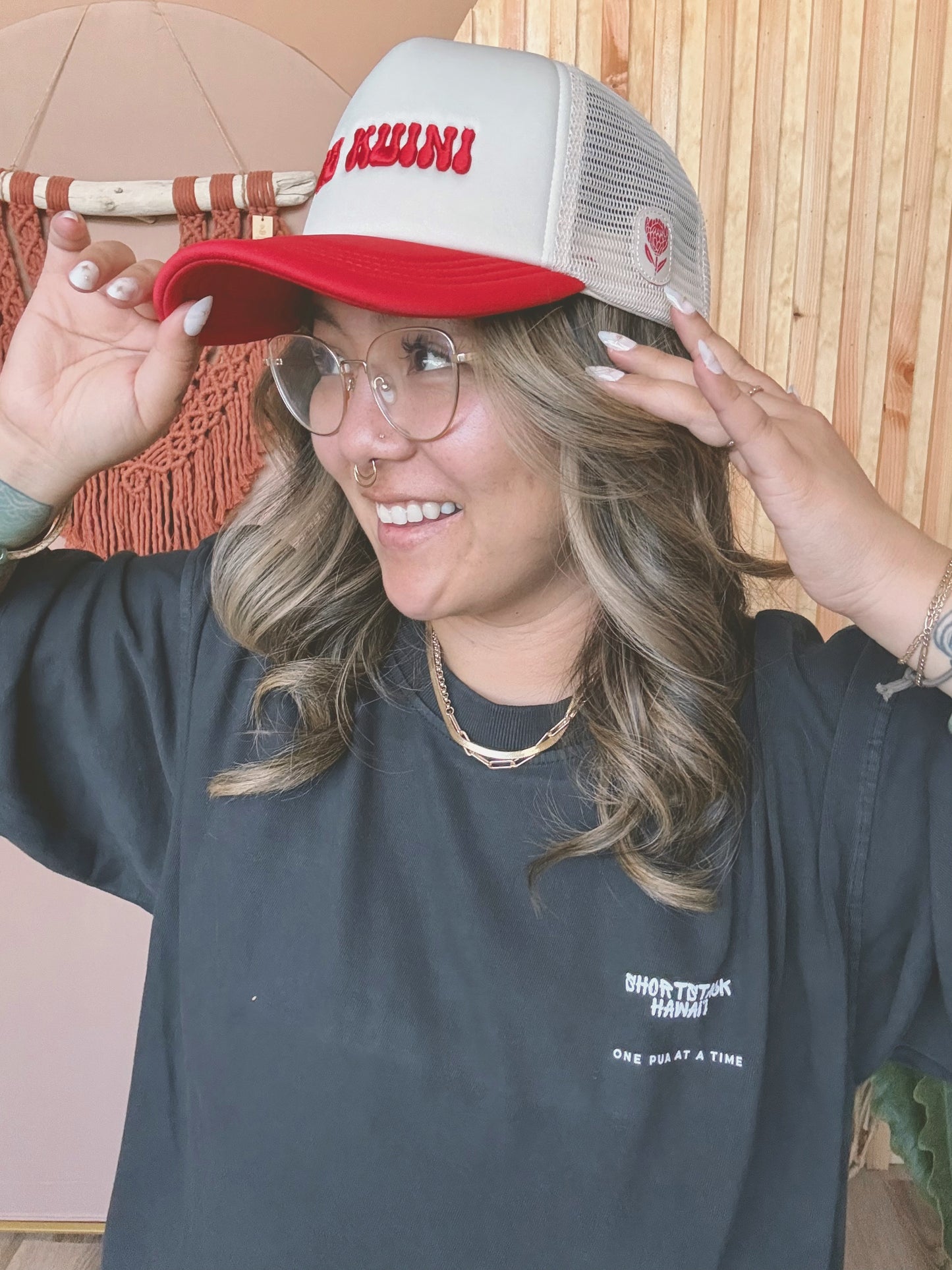 'AE KUINI | Trucker Hat KAKOU COLLECTIVE x Bujo Bae