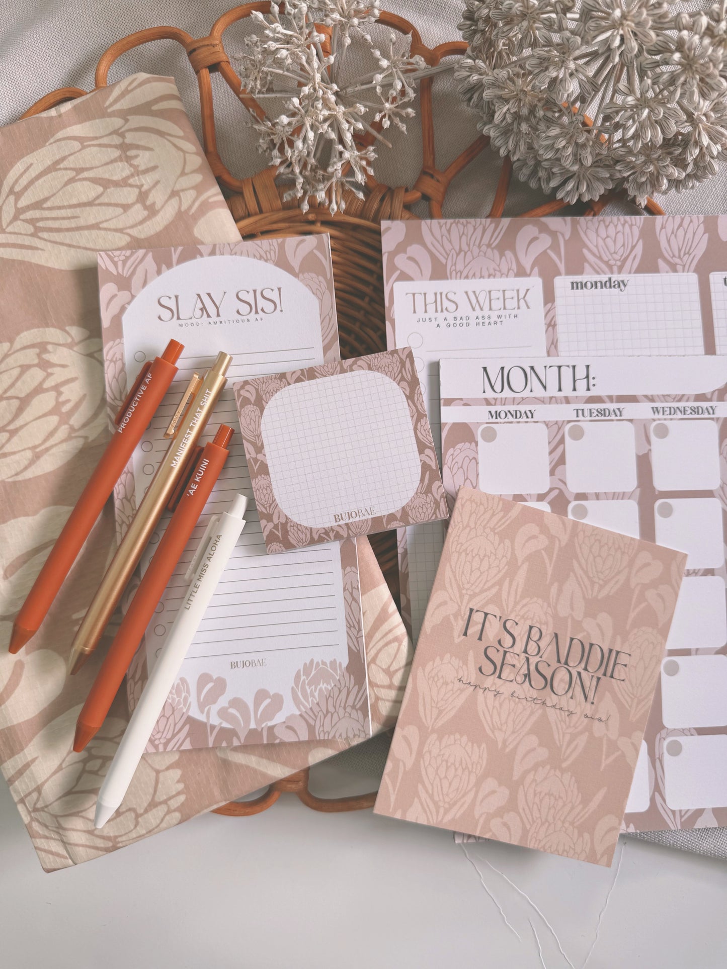 BAE Protea in Latte | Post It Note