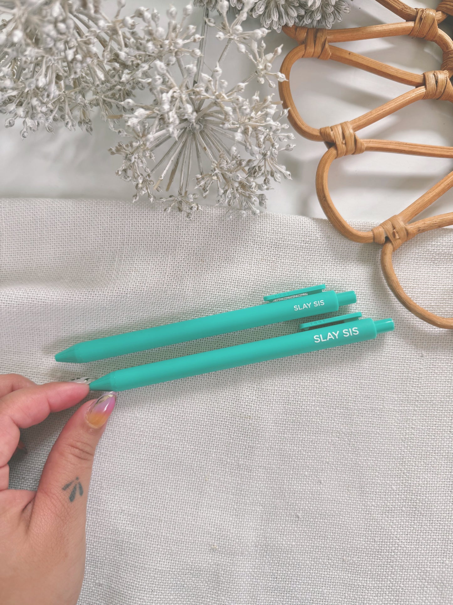 Local Bae | BIG (font) Gel Ballpoint Pen Pack