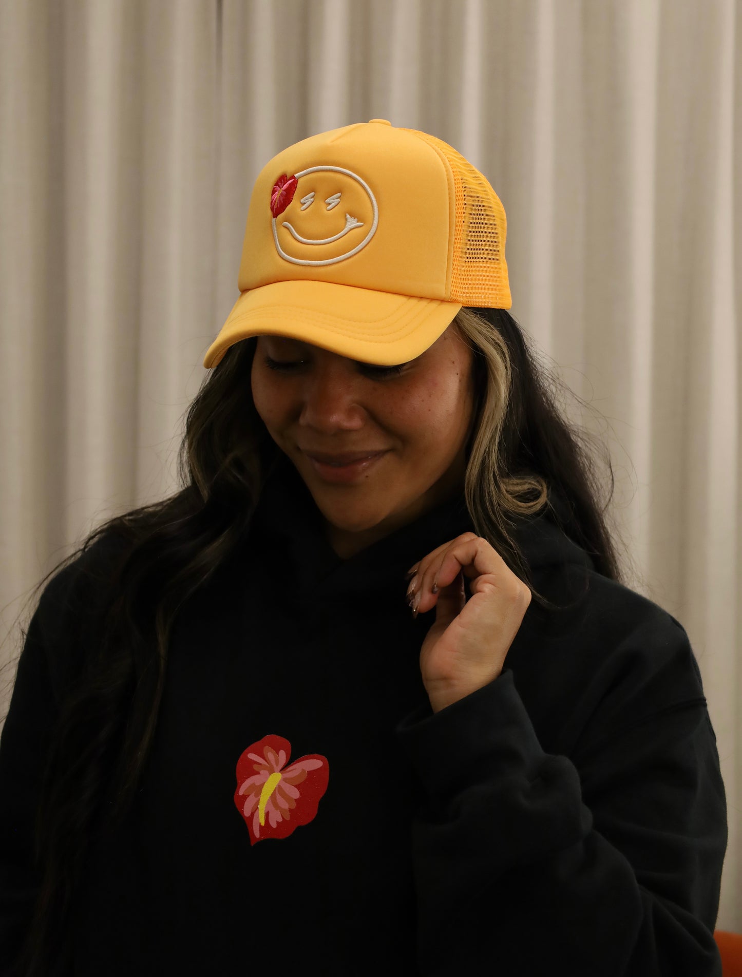SSH Smiley x Red Anthurium in Melemele | Trucker Hat x SHORT STACK HAWAII