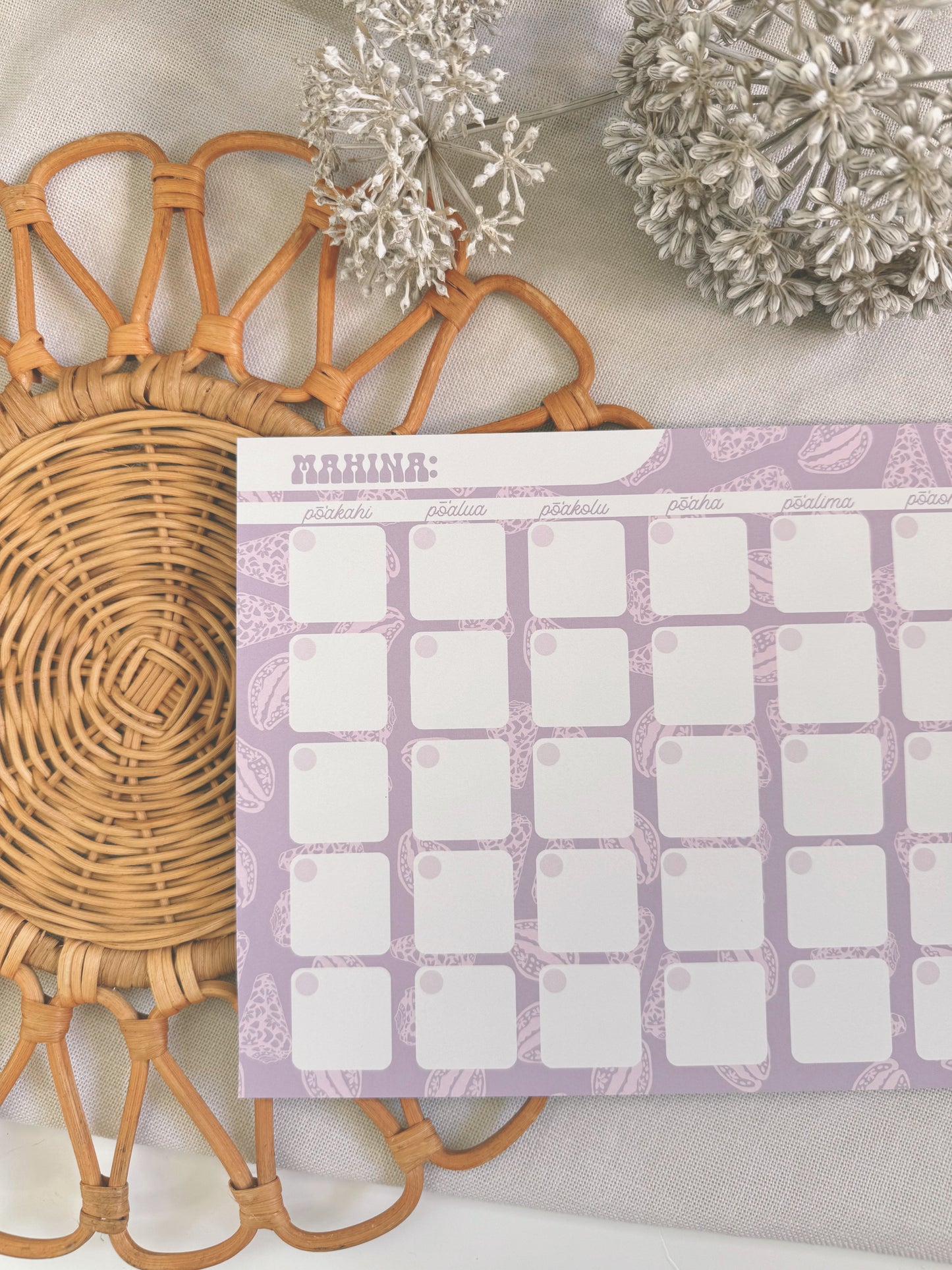 Naupaka Pūpū in Poni | Monthly Notepad