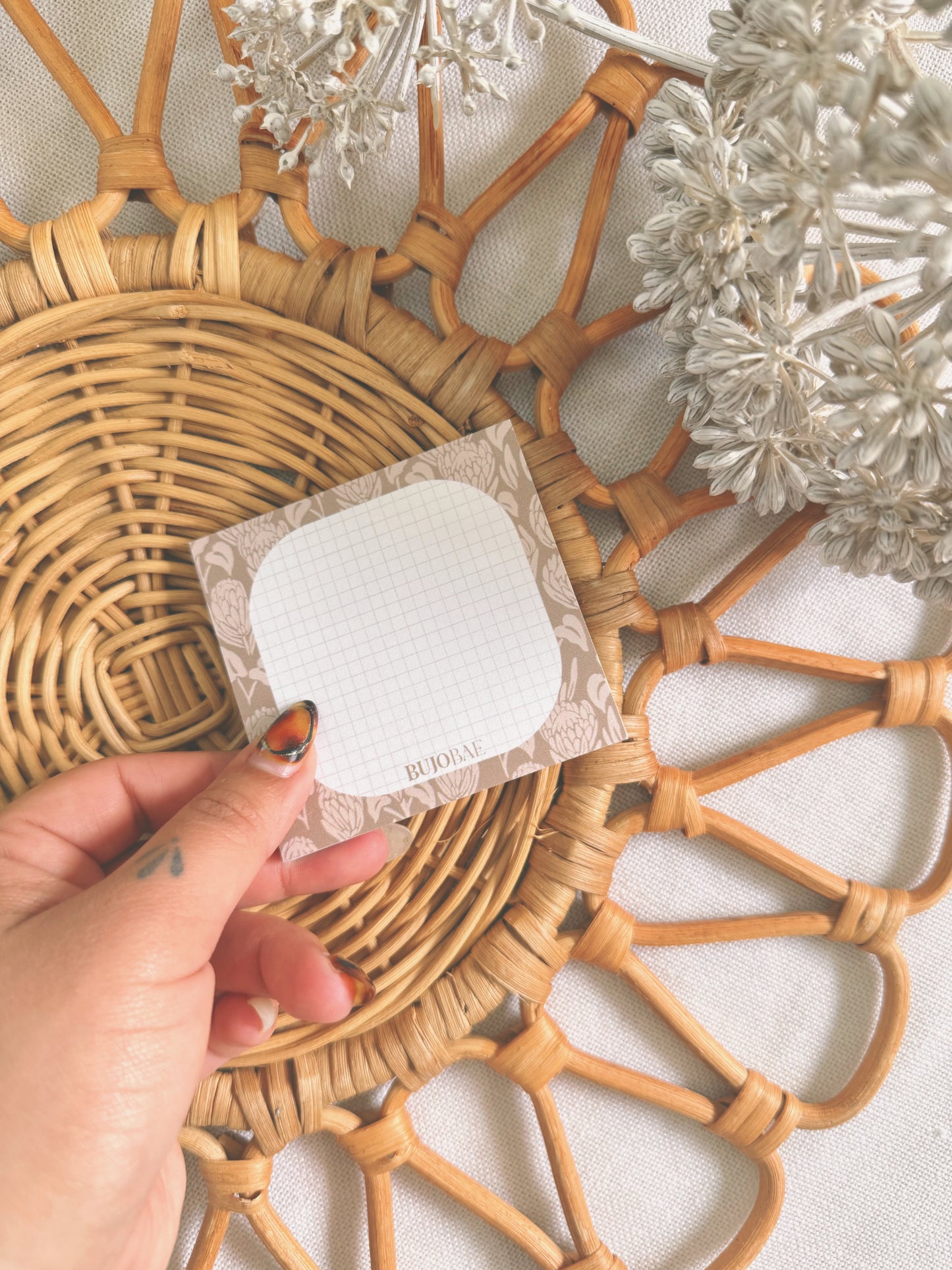 BAE Protea in Latte | Post It Note