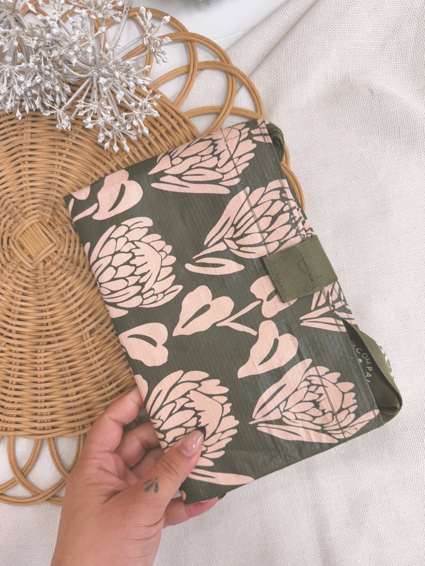 BAE Protea x Anthurium in Emerald | BEBEH Bag by BUDDAH MOCHI KIDS x Bujo Bae