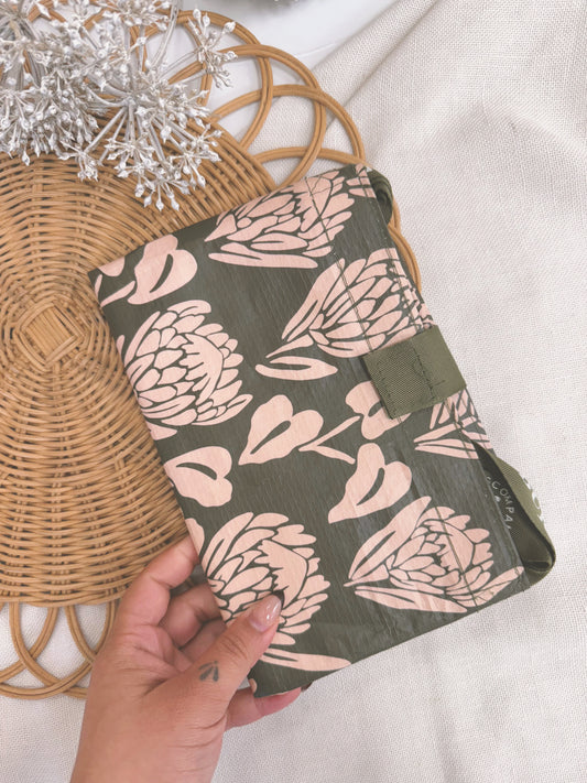 BAE Protea x Anthurium in Emerald | BEBEH Bag by BUDDAH MOCHI KIDS x Bujo Bae