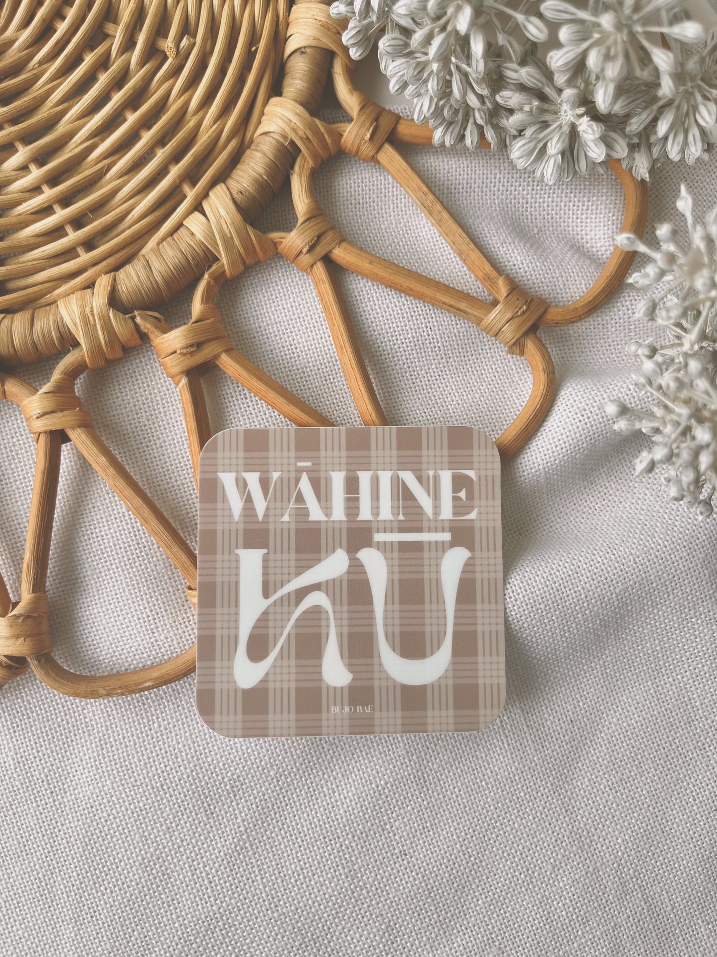 Wahine Ku | Vinyl Sticker