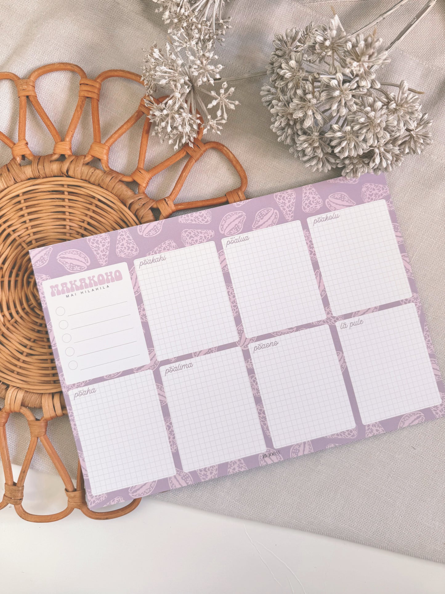 Naupaka Pūpū in Poni | Weekly Notepad (3 months)