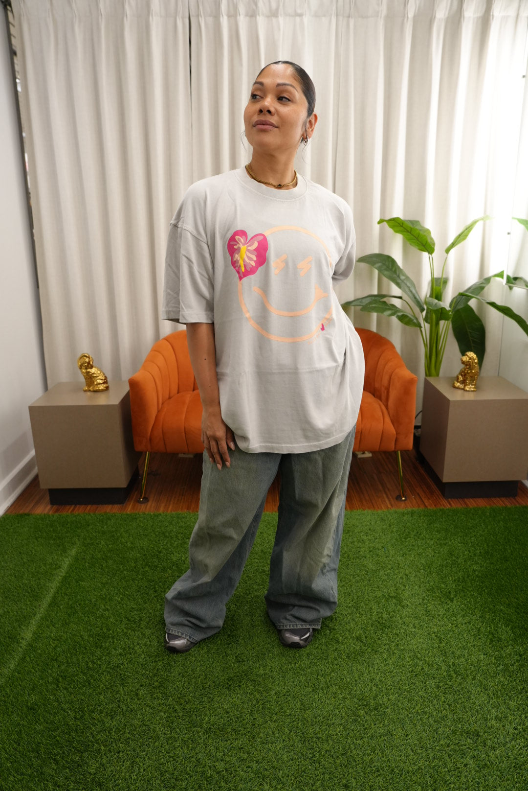 Hot Girl Pink Anthurium x Smiley | Heavyweight Tee SHORT STACK HAWAII X BUJOBAE