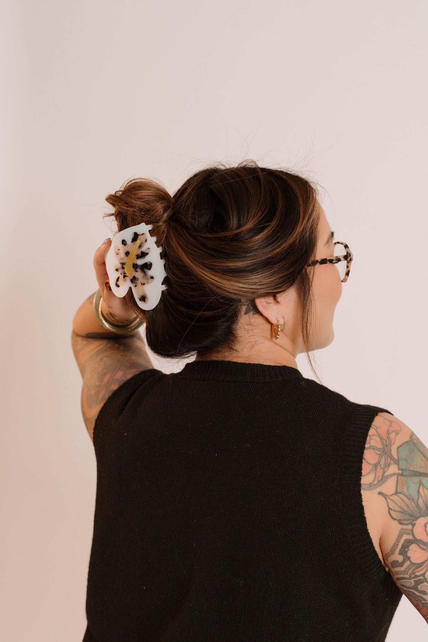Large Hilo Anthurium in Pearl Tortoise Shell  | Claw Clip by COOPMONSTER x Bujo Bae