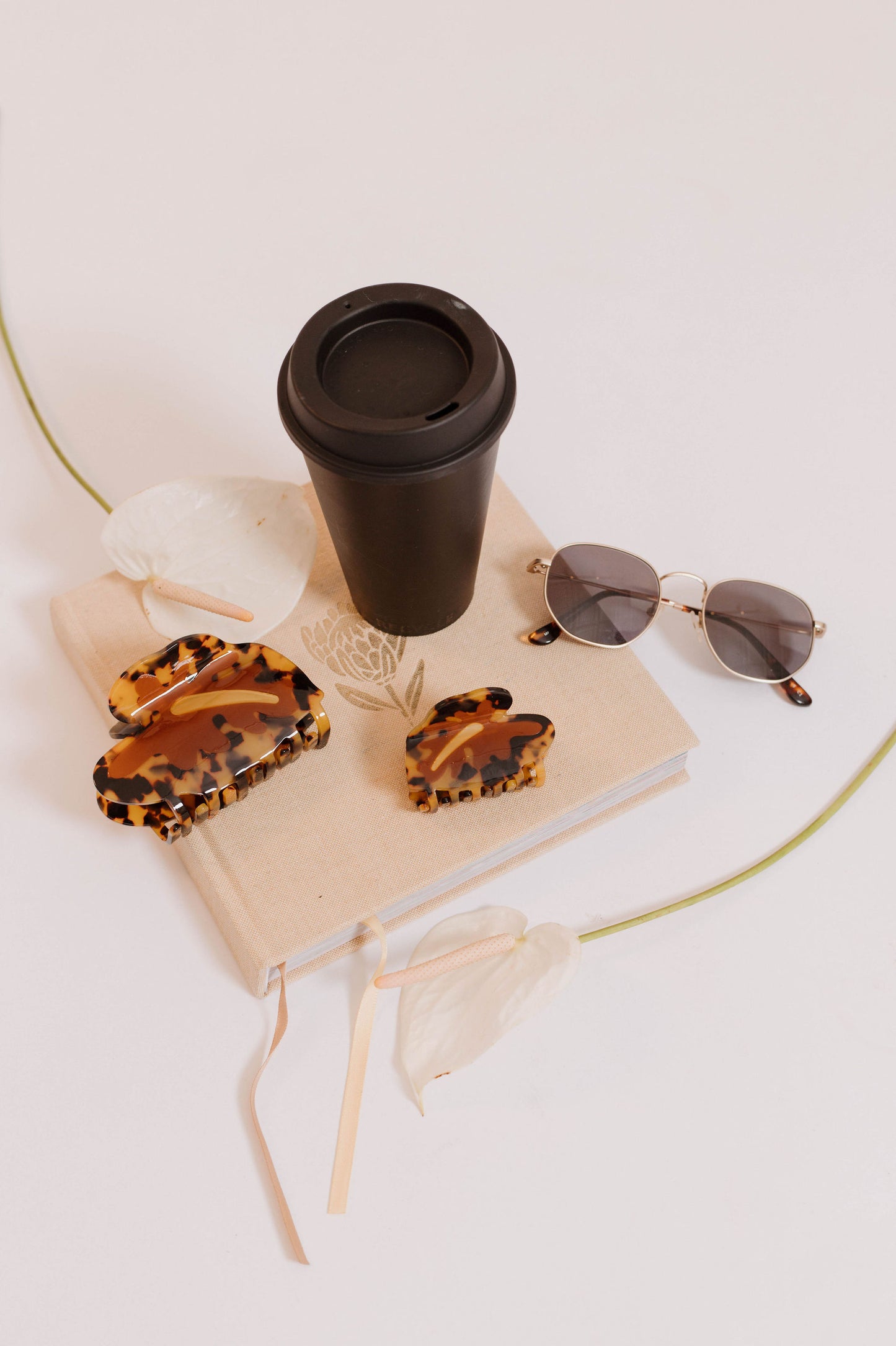 MINI Hilo Anthurium in Mocha Tortoise Shell  | Claw Clip by COOPMONSTER x Bujo Bae