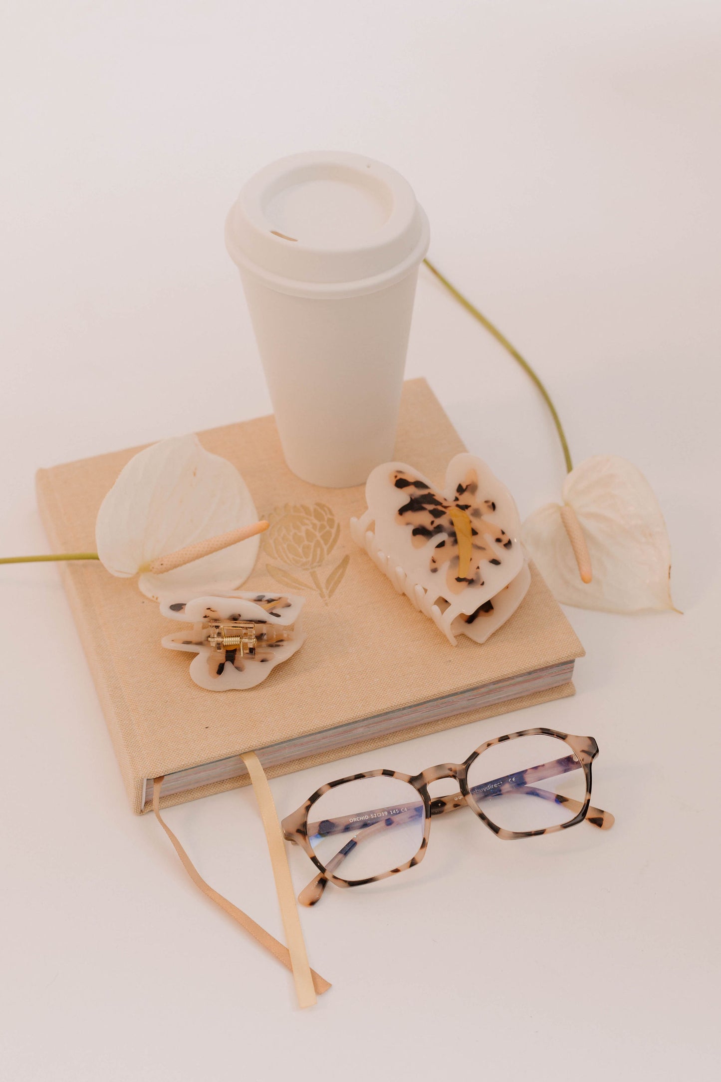 Large Hilo Anthurium in Pearl Tortoise Shell  | Claw Clip by COOPMONSTER x Bujo Bae
